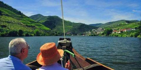 Best Douro Valley Tours from Porto: Which One Should You Choose? - Top Surf Spots in the Algarve