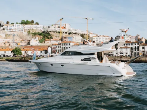 Cruzeiro Premium de 3 Horas no Douro – Iate Nabucco